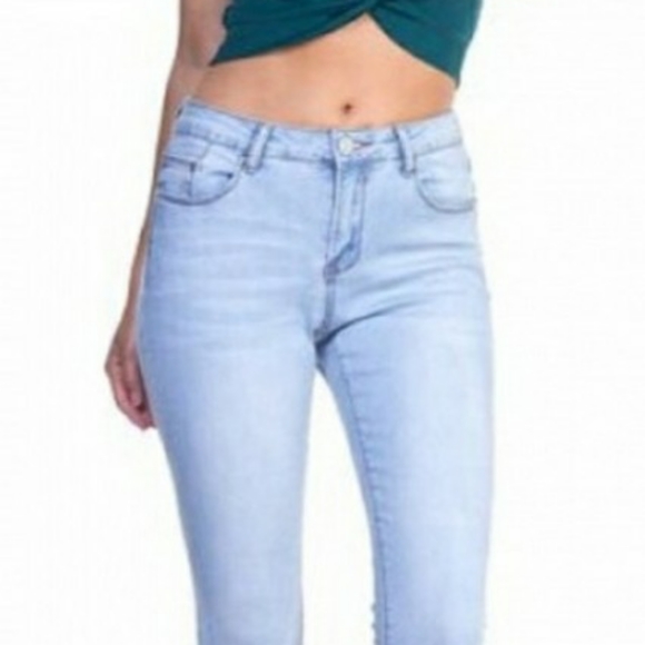 Women Jeans - Picture 3 of 4